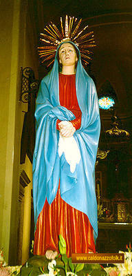 La statua della Madonna Addolorata si trova nella chiesa parrocchiale di San Sisto - Caldonazzo Foto GTF Claudio Ciola.