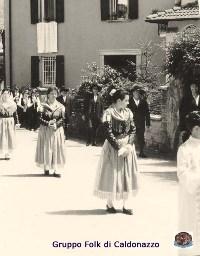 1998 Caldonazzo Viale Stazione Processione del Corpus Domini